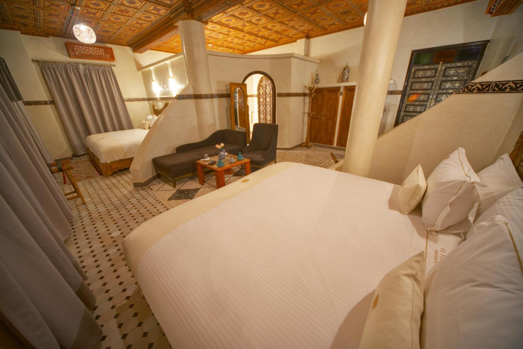 Oz Palace Ouarzazate & Spa Tajda Bagian luar foto